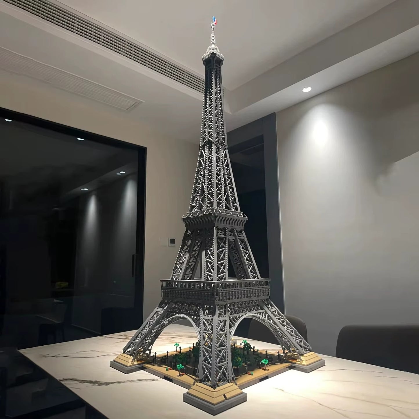 10001PCS Eiffel Tower Landmark Building Block Set